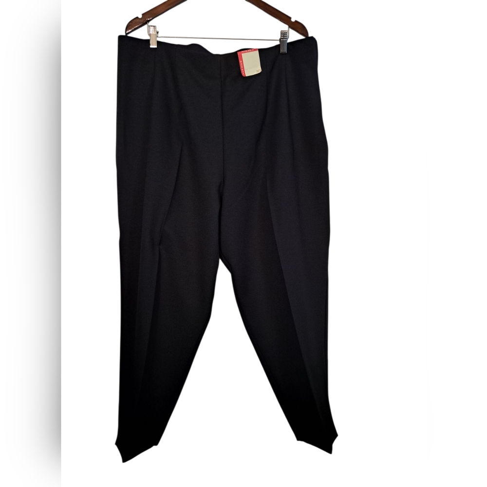 NWT Avenue Black Dress Pants with Relaxed Fit 24W Petite